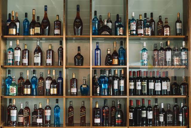 シェルフや棚との違い