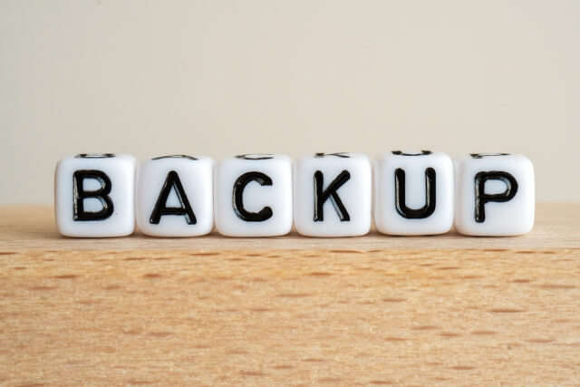 backupと書かれた雑貨