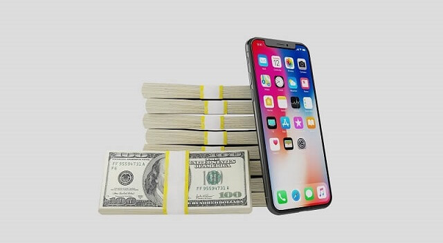 お札とスマホ