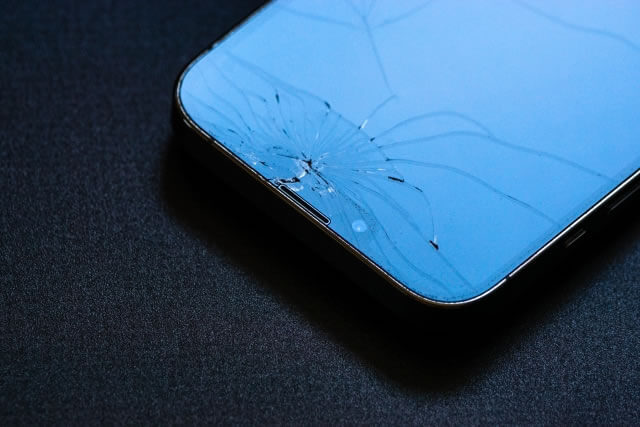 壊れたスマホやIPHONEを売るときに必要なものは？