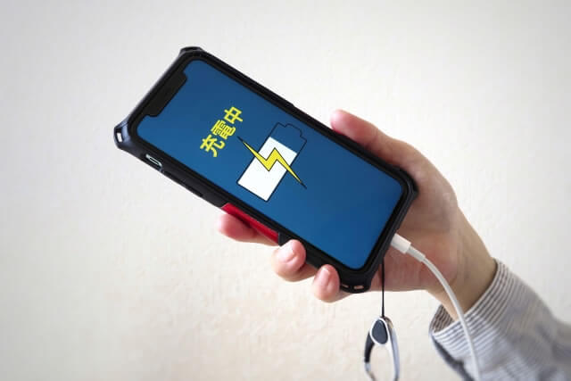 スマホの充電ができない場合の原因と対処法とは？